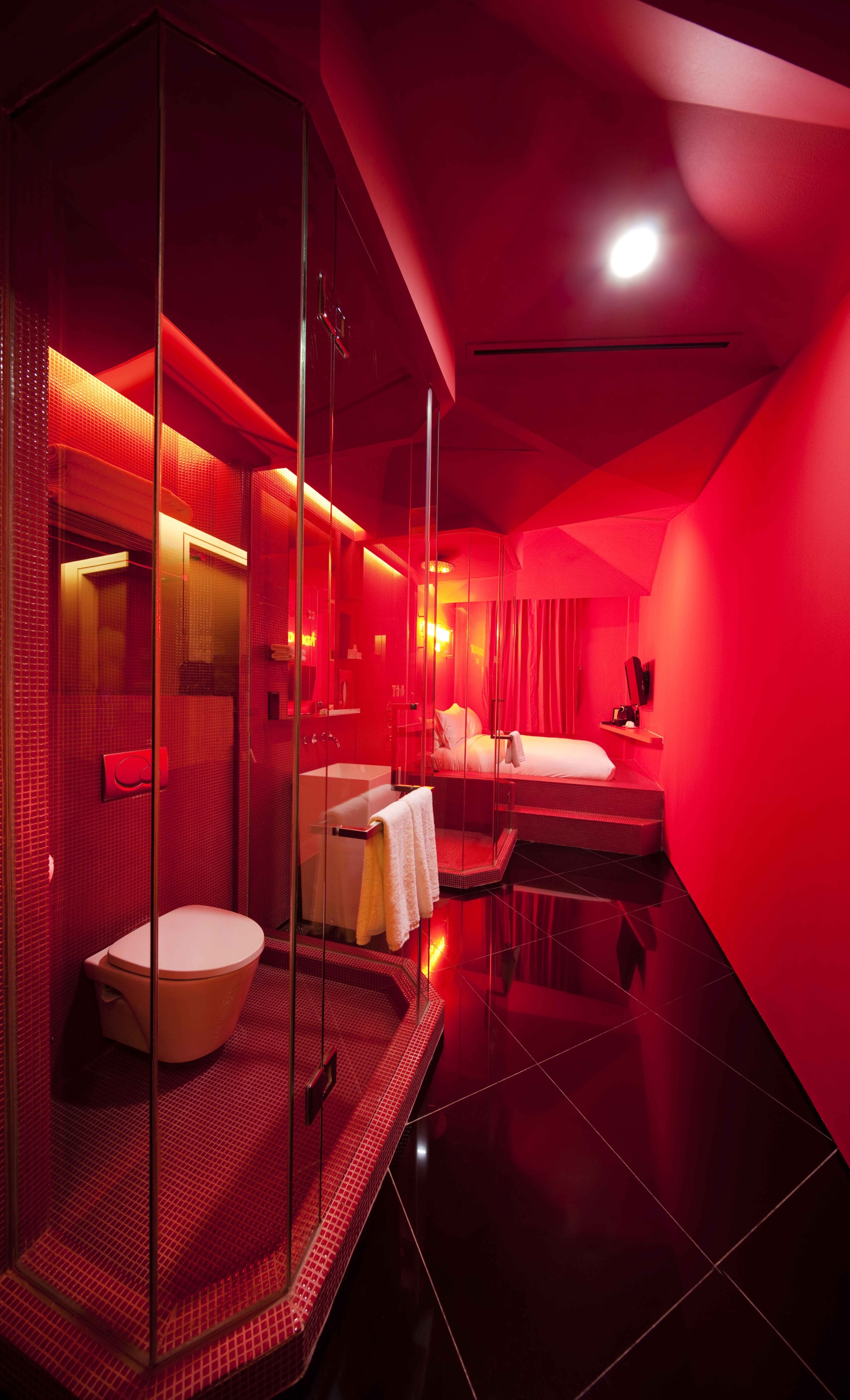 Wanderlust Hotel - Fun And Crazy Design In Singapore